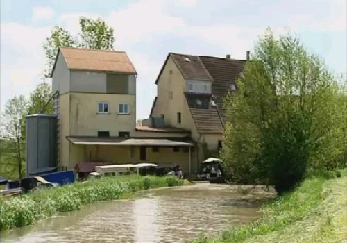 Frontansicht auf die Hausertsmühle